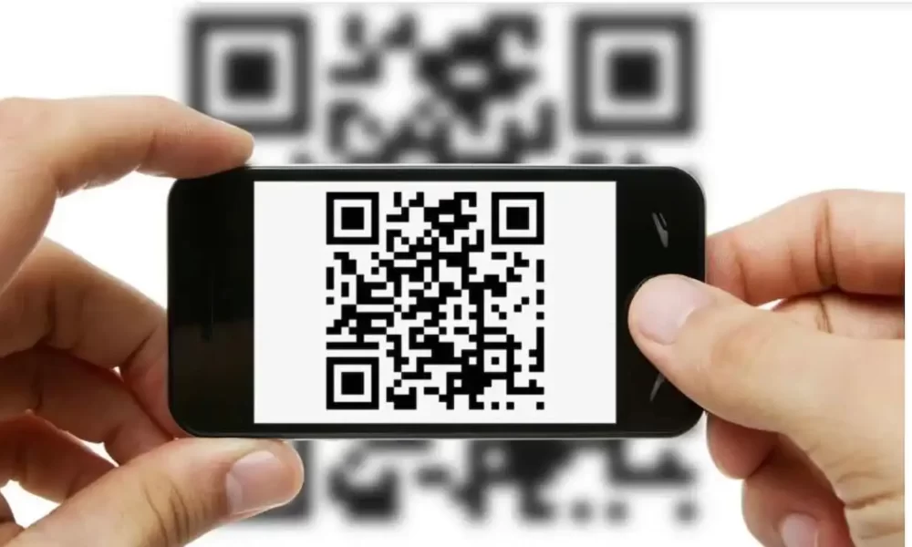 Finta polizza online e pagamento via QR code: truffata 70enne a Formia