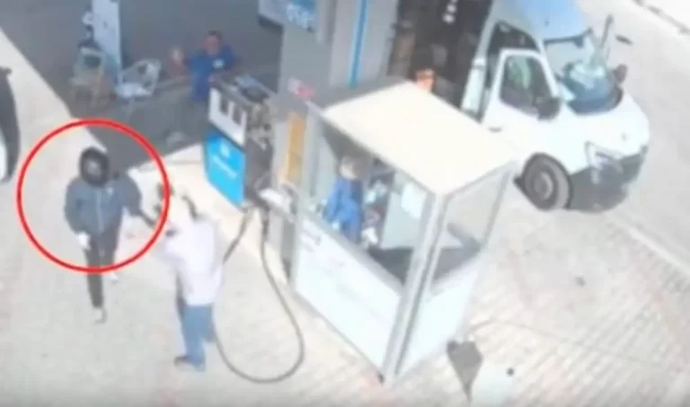 Cinque rapine in una manciata di minuti: incastrato il ladro seriale dei distributori della zona vesuviana