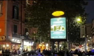 Napoli, due minorenni aggrediti in piazza Carità per uno schizzo di birra