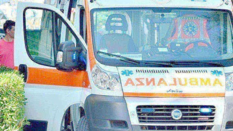 118 Napoli, sospeso lo stato di agitazione dopo il vertice in Prefettura