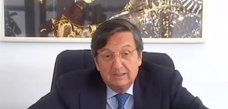 Quel salto nel buio dall’ottavo piano: Napoli piange il notaio Sabatino Santangelo