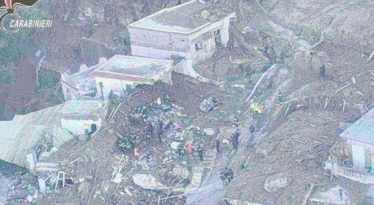 Frana di Casamicciola, svolta nell’inchiesta: indagati amministratori e funzionari