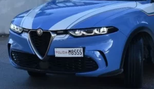 Napoli, furto in via Galileo Ferraris: bloccato dai passanti e arrestato dalla Polizia