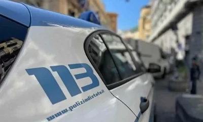 Napoli, 26 orologi di marca e 80mila euro nascosti in casa: denunciata una 21enne