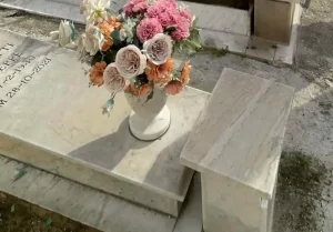 I legali di Rosalia Masi chiariscono: non c’è alcun legame tra la chiusura del cimitero e l’ex sindaca di San Vitaliano