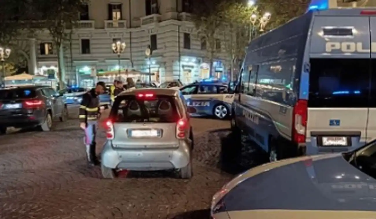 Controlli intensificati a Chiaiano: la Polizia in azione per garantire sicurezza e legalità tra i pregiudicati ai domiciliari