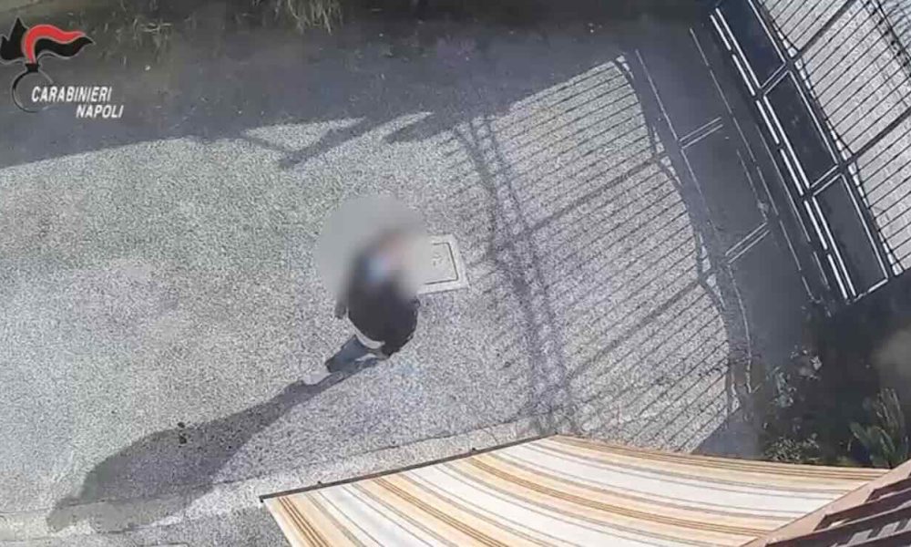 Napoli, i ladri seriali volevano colpire le ville di Fendi e del Governatore della Banca d’Italia