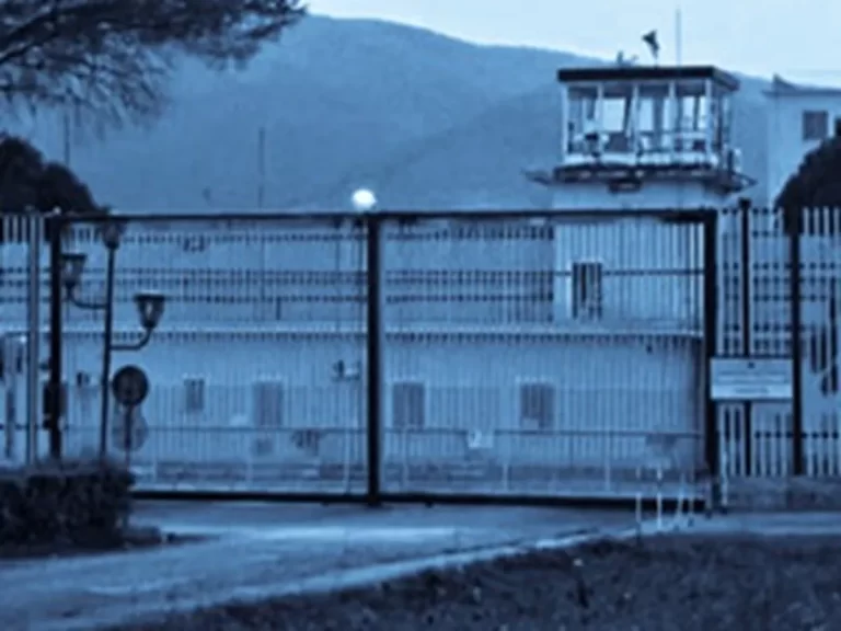 Carinola, sequestrati droga e cellulari in un’operazione nel carcere locale