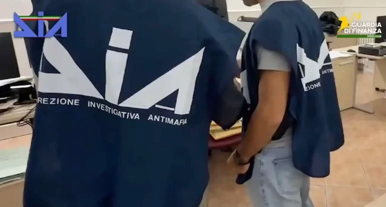 Scacco al tesoro dei Casalesi: confiscati 5 milioni di euro a un imprenditore «ombra»