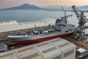 Castellammare, Base Popolare: «Su Porto e Fincantieri, nessuna occasione colta»