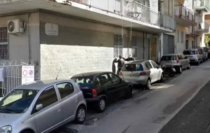 Colpo a salve esploso contro un uomo a Piscinola durante una passeggiata