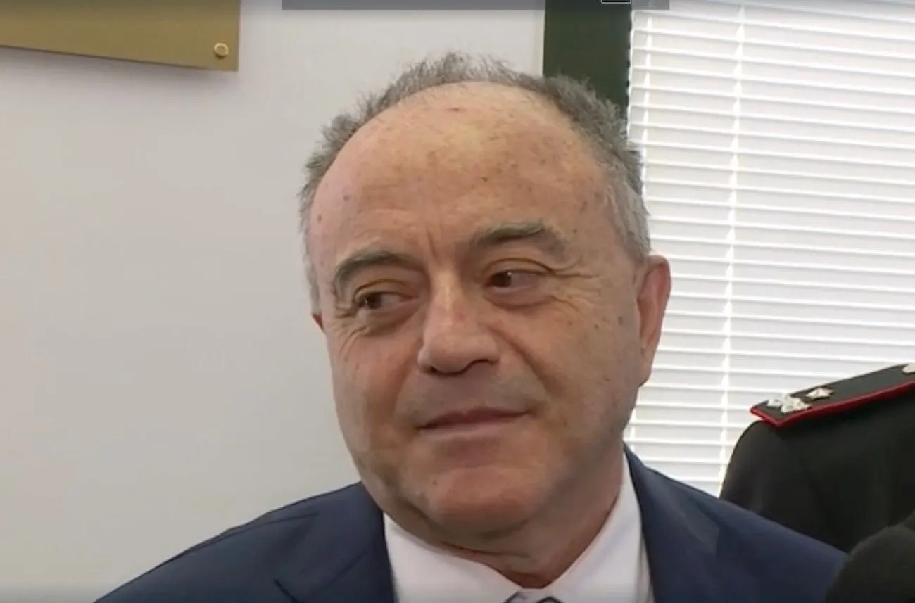 Gratteri a The Mask: «Lo Stato anticipi spese legali agli agenti sul decreto sicurezza»