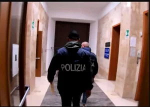 Arrestato a Casoria Vincenzino De Rosa, accusato di un agguato armato per vendetta