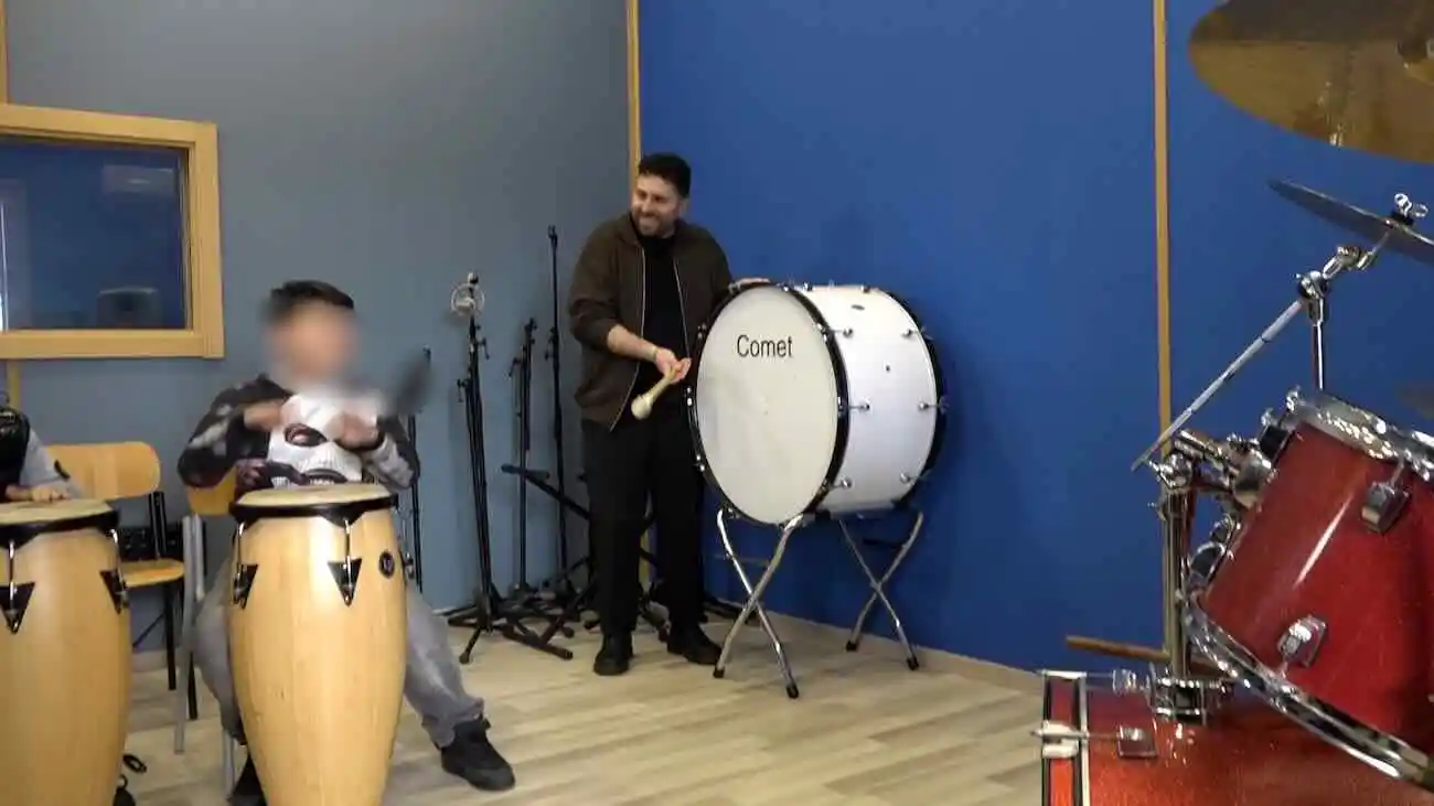 A San Giovanni a Teduccio, la musica contro la violenza: iniziativa di solidarietà e prevenzione