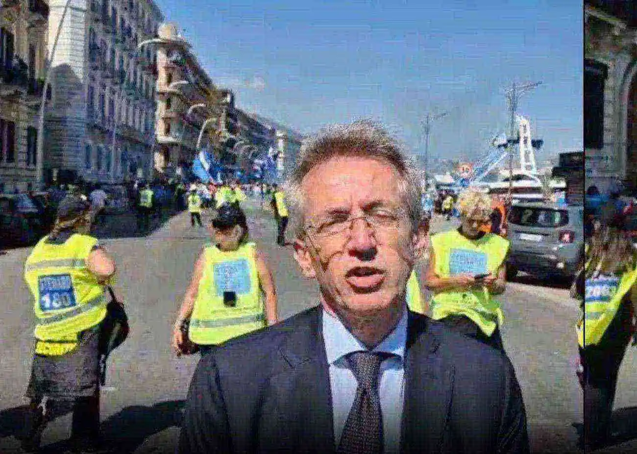 Denuncia per scritta offensiva contro Manfredi durante corteo a Bagnoli