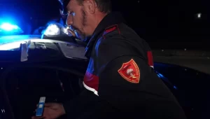 Giugliano: arrestato 21enne con droga in casa durante operazione antidroga