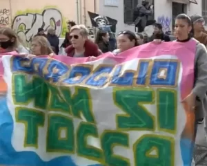 Bagnoli, ultimatum del Comitato Coroglio: «Risposte sulle case entro febbraio o rimozione dei vincoli»