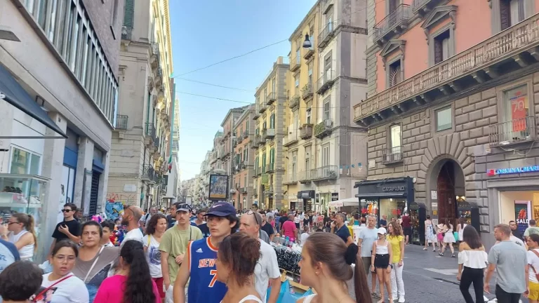 Napoli presenta il “Modello Napoli” alla BIT di Milano per migliorare turismo e accoglienza