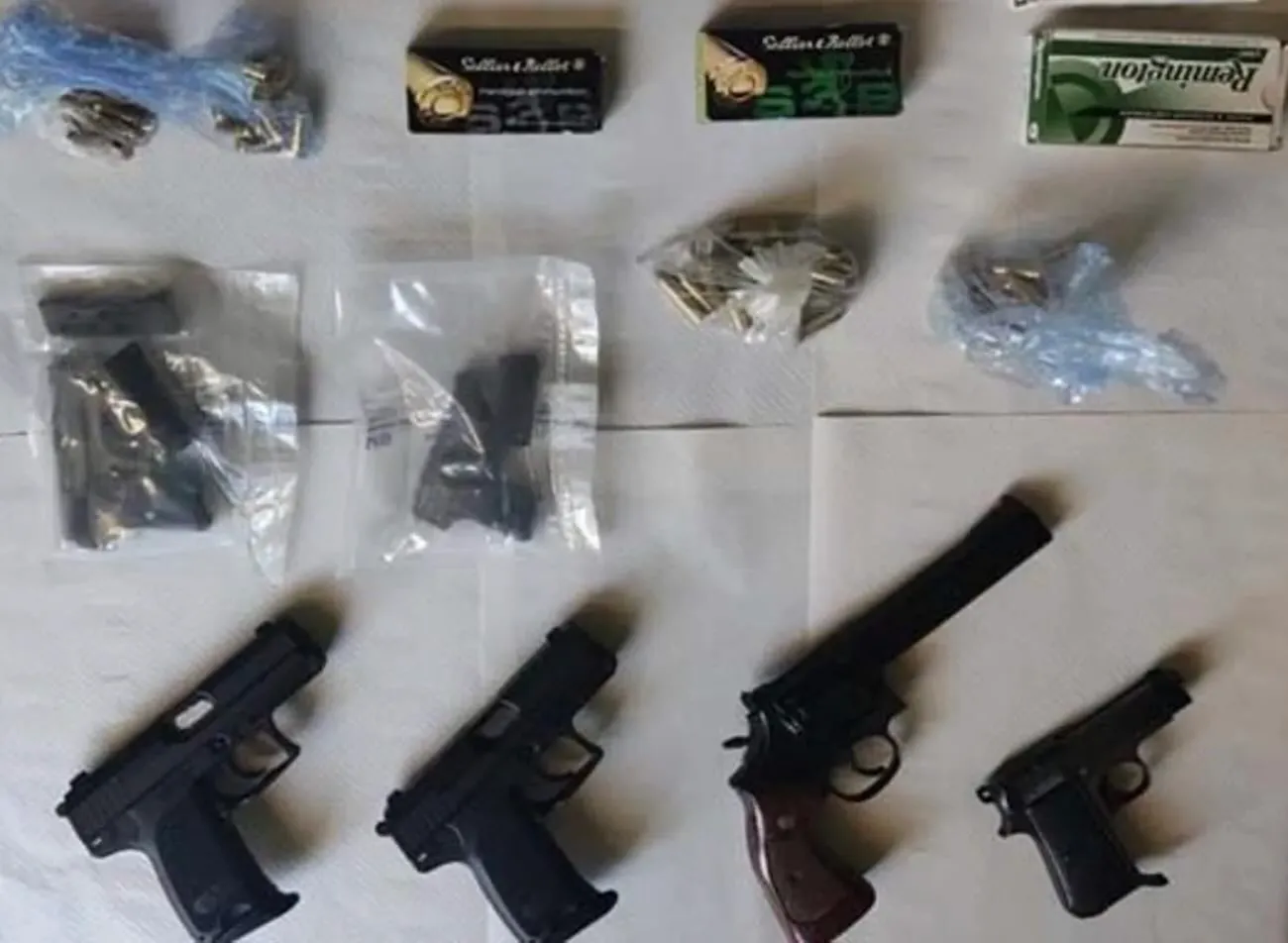 Arrestato un incensurato a Sant’Antimo con un arsenale trovato in un capannone