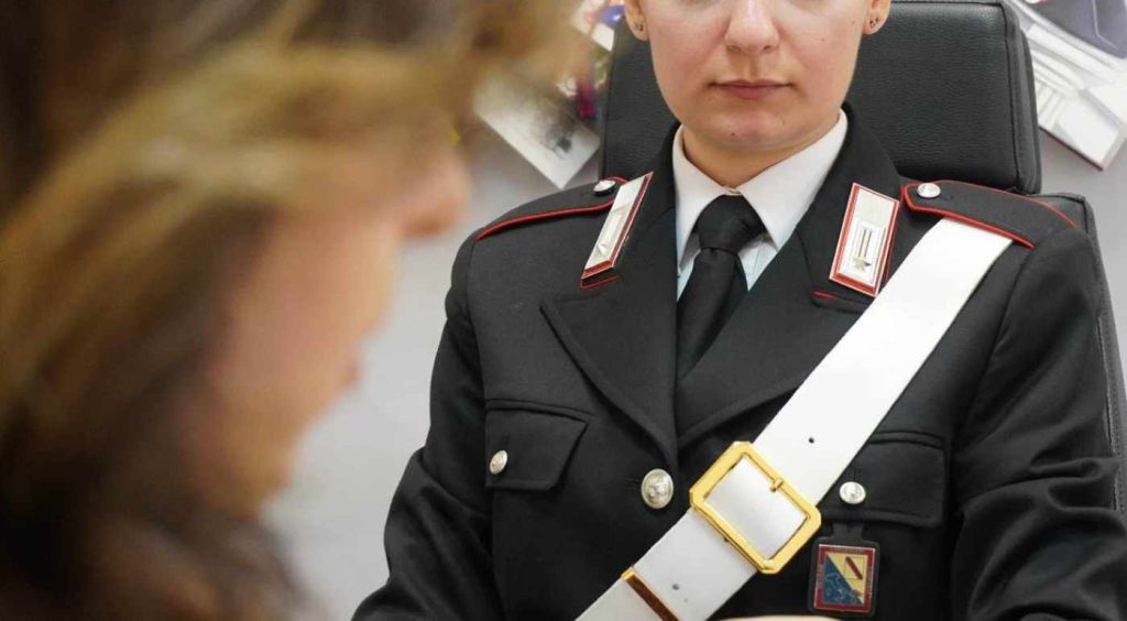 Napoli, arrestato 51enne per stalking e minacce alla ex compagna