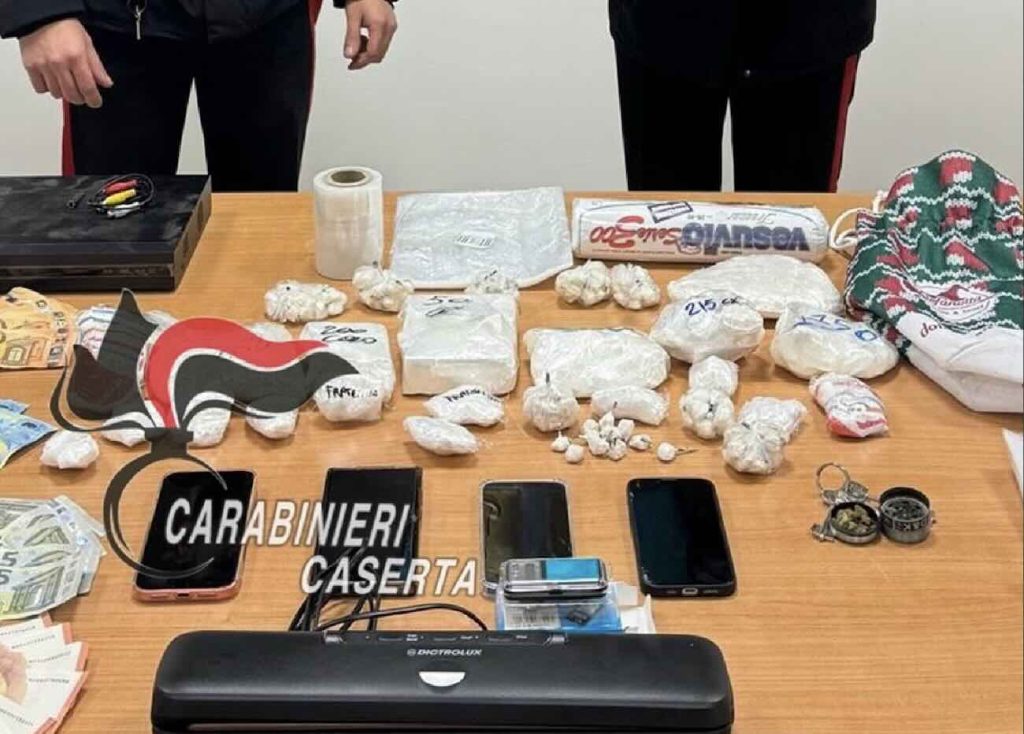 Orta di Atella: due arresti e sequestro di oltre 2,7 chili di droga nel blitz antidroga