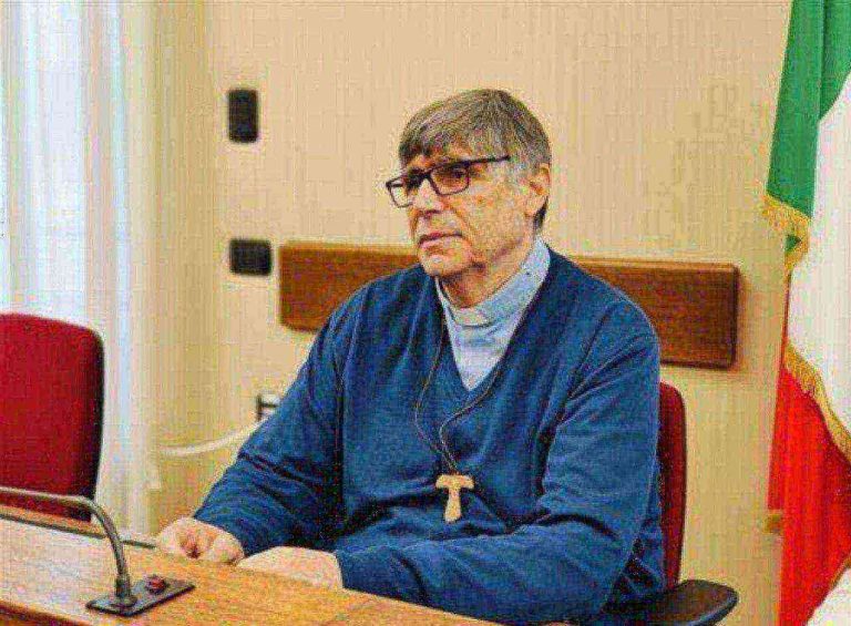 Minacce a Don Patriciello: nuove lettere intimidatorie a Caivano