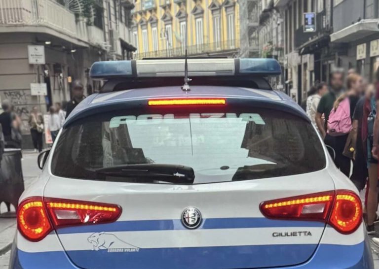Napoli: arrestata giovane pusher marocchina per spaccio a Porta Capuana