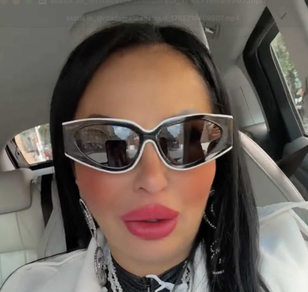 Accoltellato a Napoli il figlio della tiktoker Rita De Crescenzo, indagini in corso