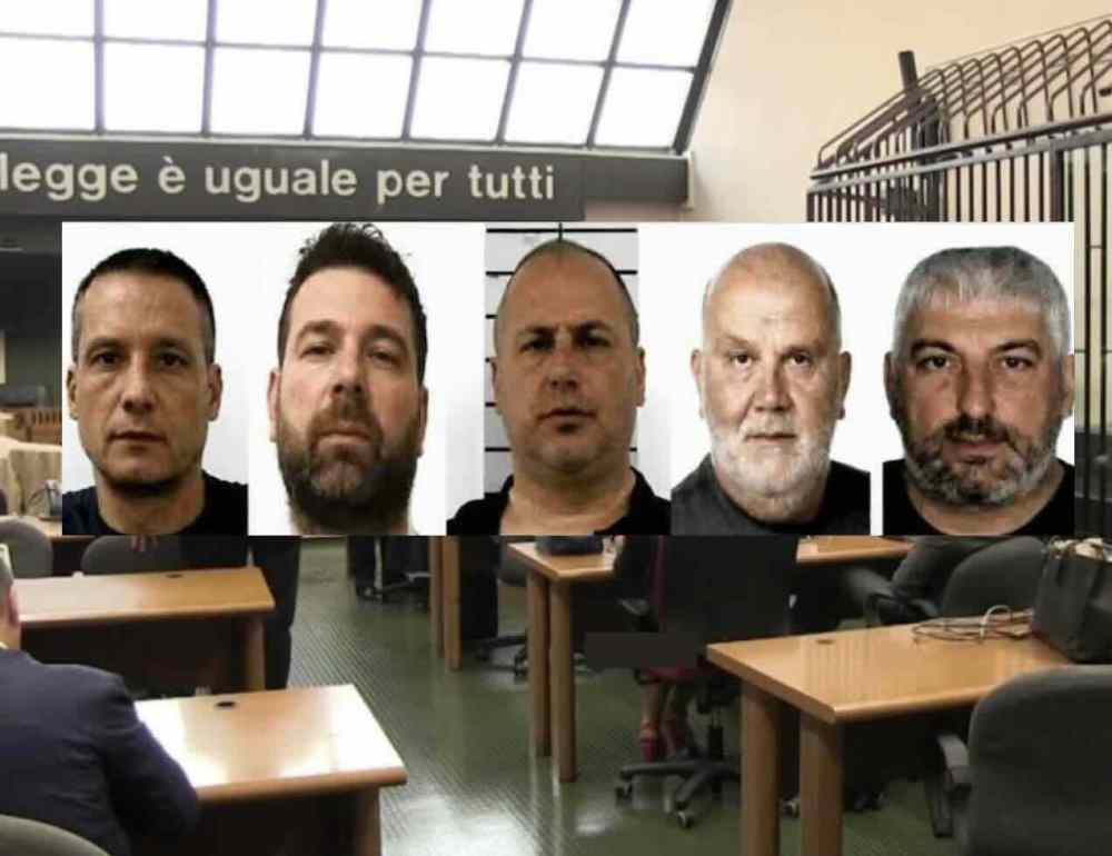 Camorra a Castellammare, condanne pesanti: risarcimenti a favore del Comune