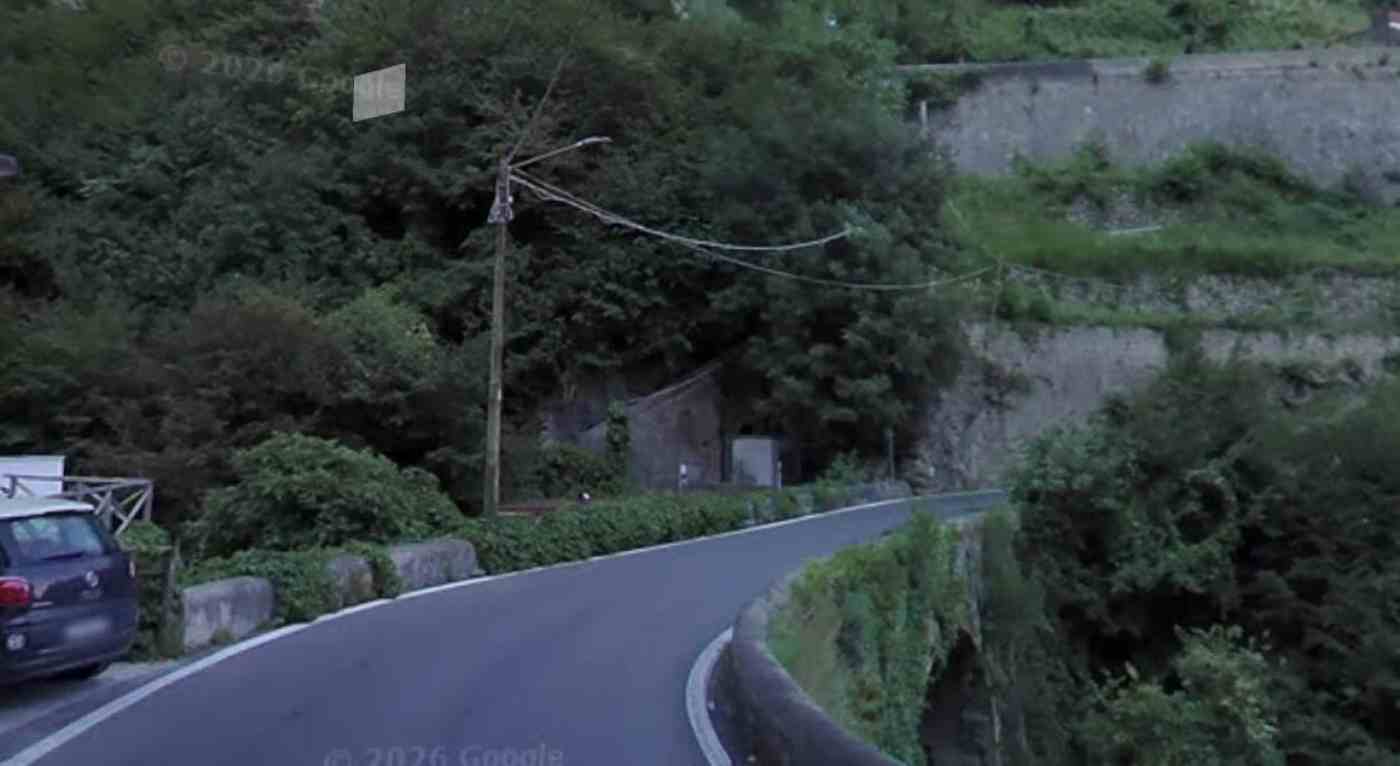 Tragedia a Positano: centauro di San Giuseppe Vesuviano perde la vita in incidente motociclistico
