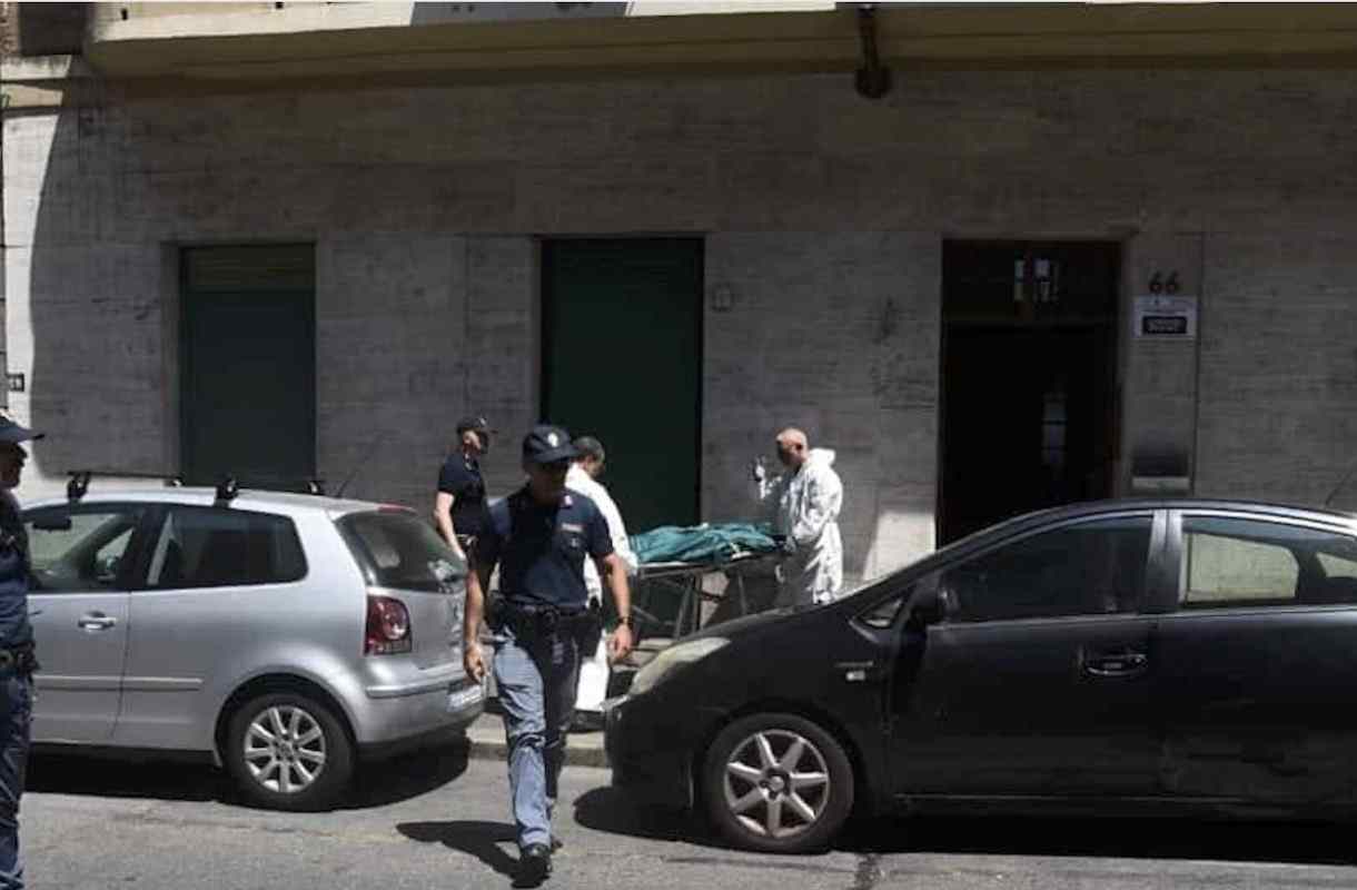 Tragedia familiare a Napoli: madre uccide la figlia di 13 anni e si toglie la vita