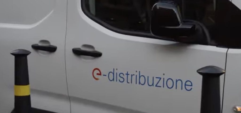 Napoli, ripristinato il servizio elettrico dopo il black out che ha coinvolto 2800 utenze