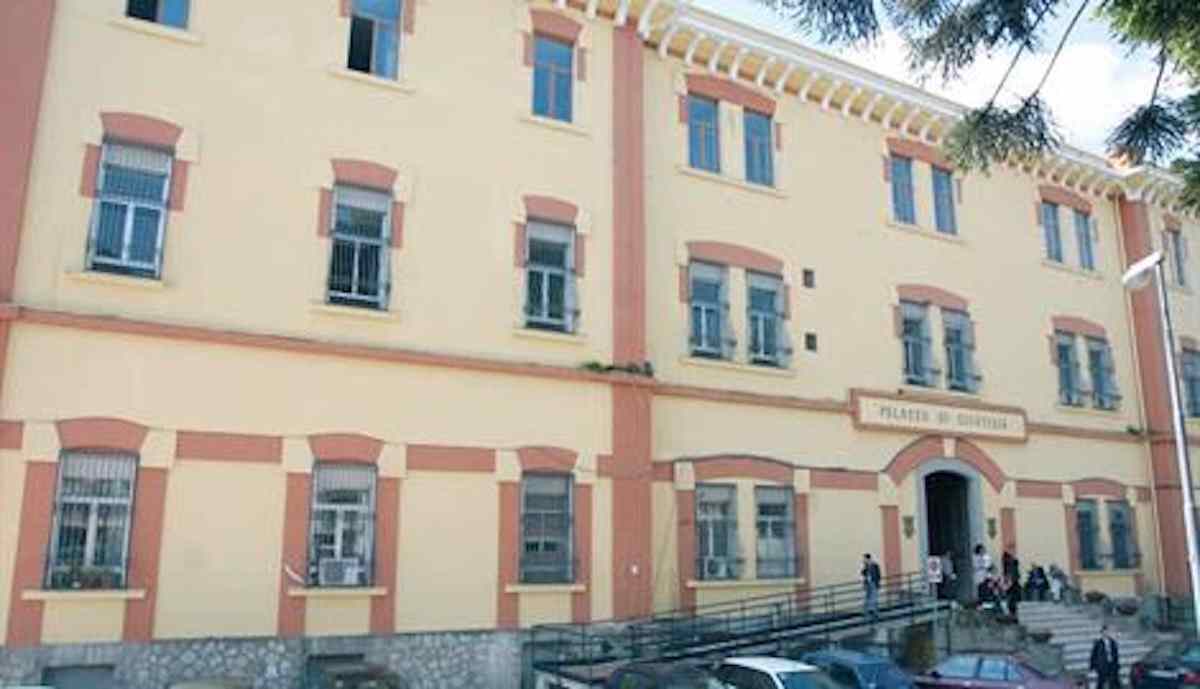 Angri, processo immediato per l’uomo accusato di violenza estrema contro il marito