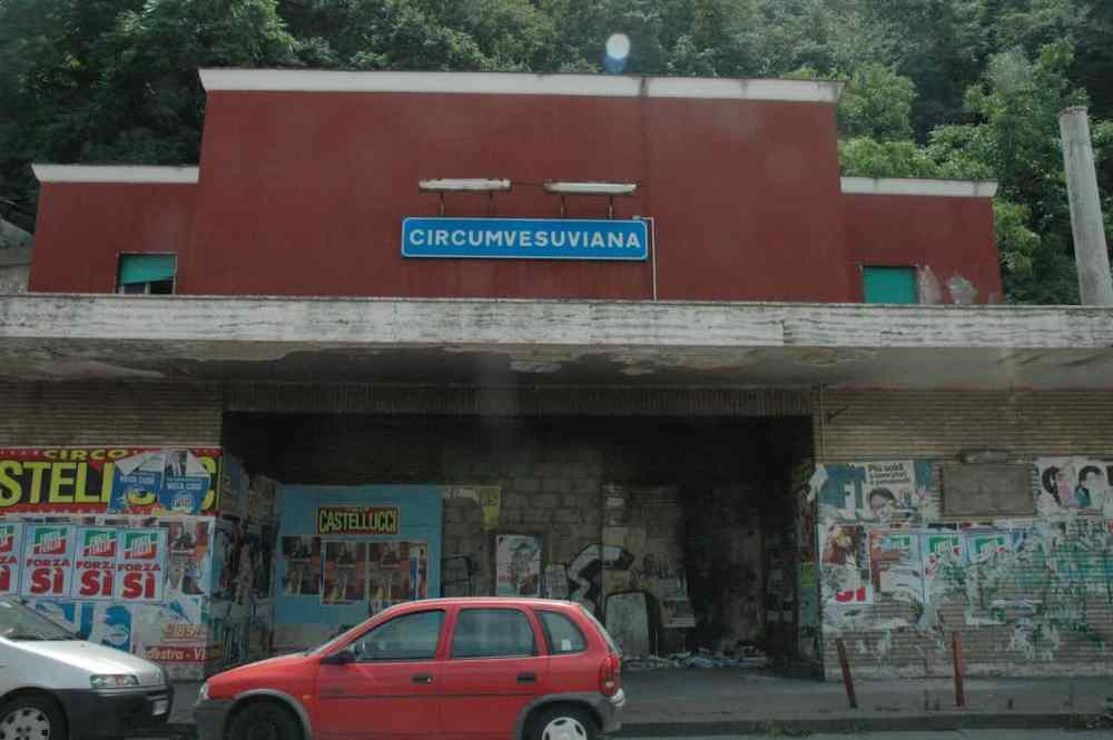 Castellammare, i Progressisti denunciano: «Comune latitante, città a rischio declino»