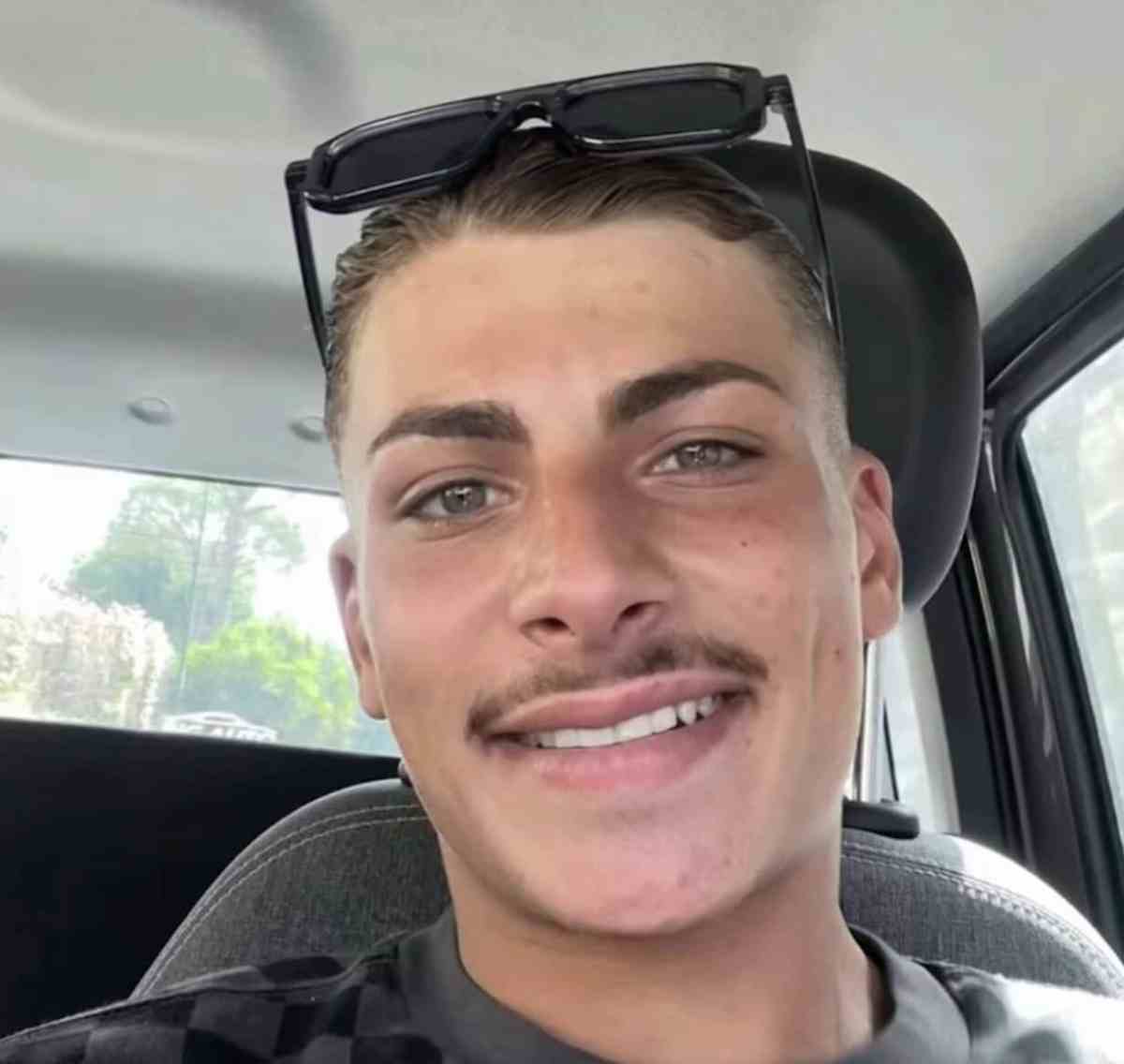 Miano, omicidio di Lorenzo Spasiano: Manfredi incontra la famiglia del giovane