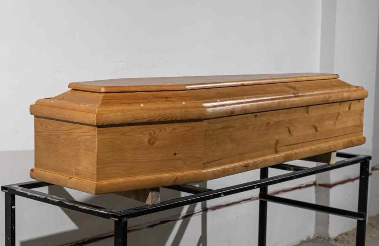 Controlli antimafia nel settore funerario: operazioni a Napoli e Arzano contro le imprese collegate ai clan