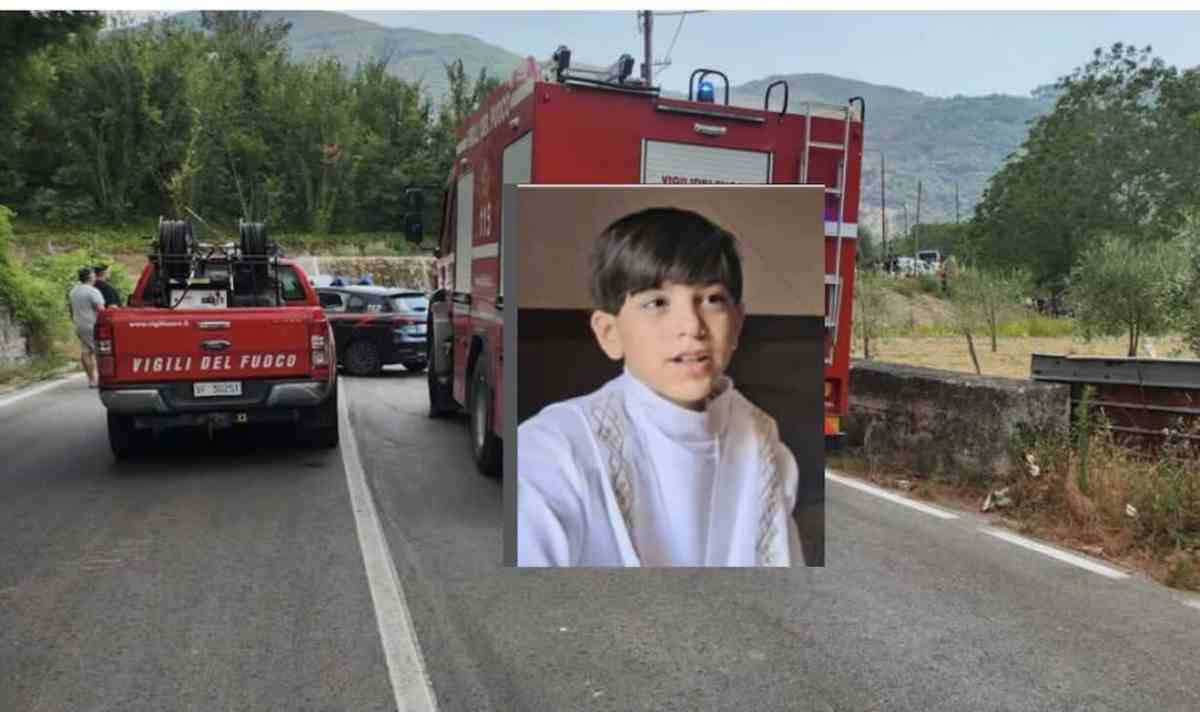 Ultimo saluto a Christian Romano, il bimbo morto in un incidente con la mini moto: indagini sul padre