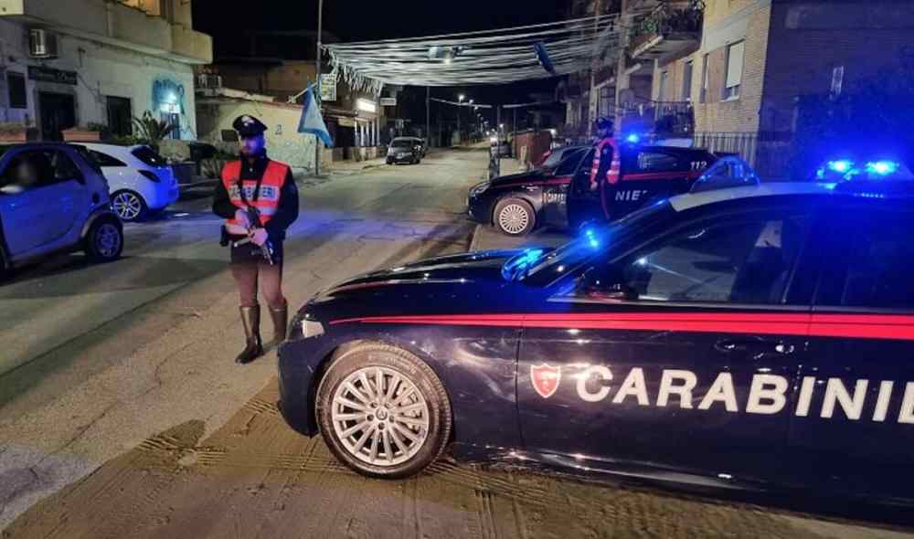 Pozzuoli, controlli notturni nella movida: 3 arresti e multe salate
