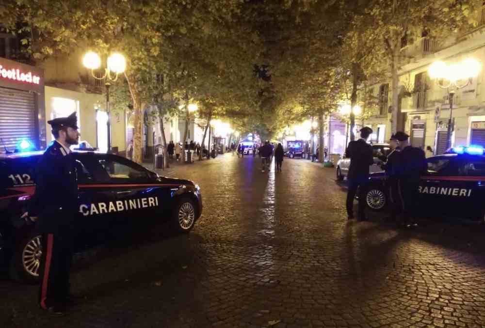 Vomero, operazione delle forze dell’ordine nella movida: 7 denunce per droga e 30 sanzioni elevate