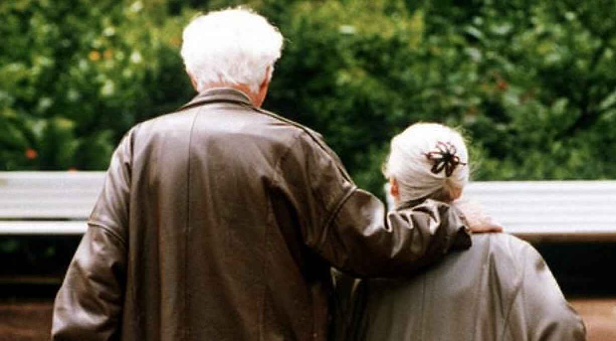 Truffe agli anziani in Italia: deferiti un 22enne e un minorenne di Napoli