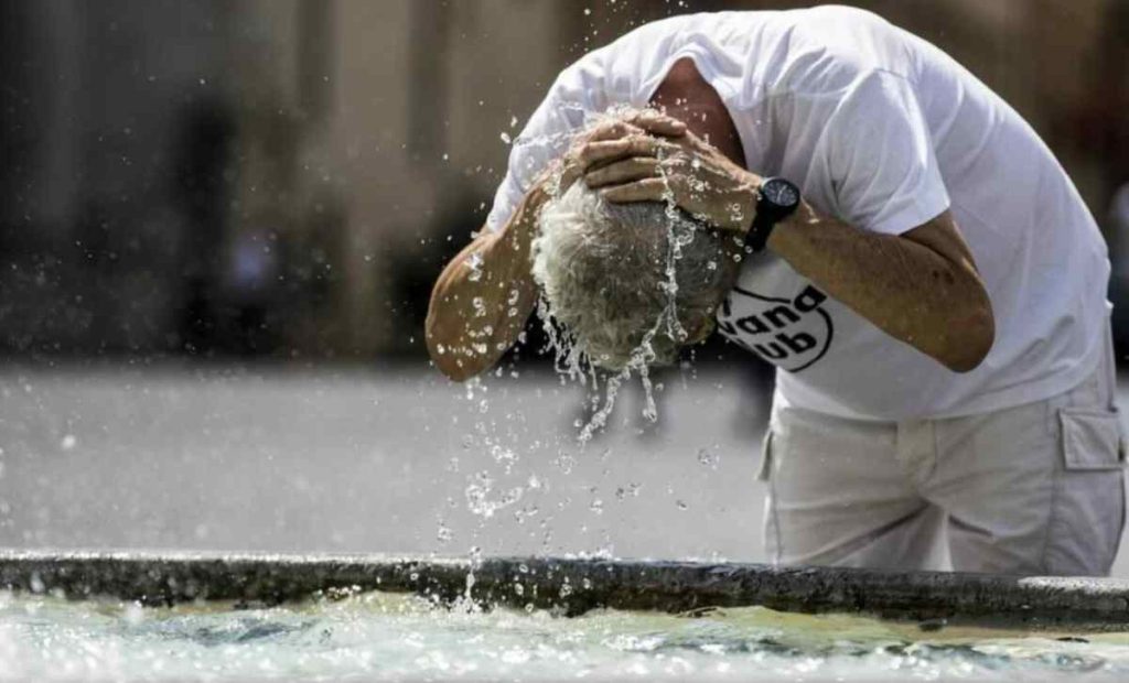 Napoli, emergenza caldo: +10% di accessi al pronto soccorso al CTO