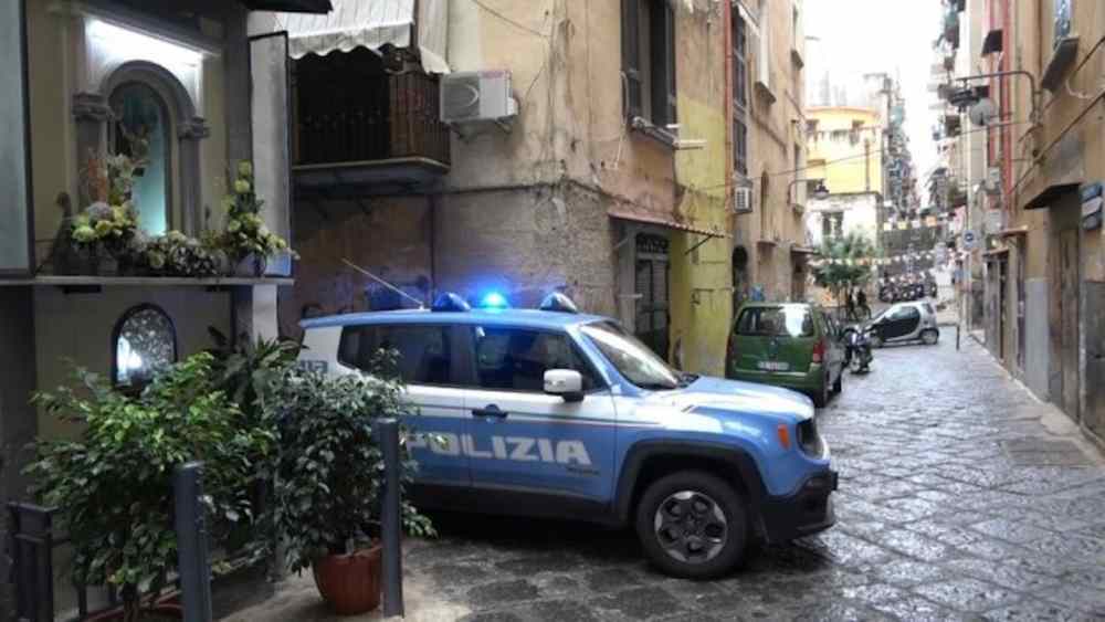 Quartieri Spagnoli, 568 identificati in 48 ore: intensificati i controlli di sicurezza
