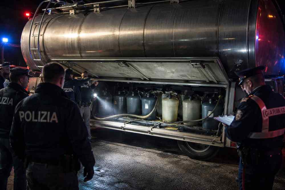 Napoli, sequestro di 113 kg di cocaina: le dinamiche del narcotraffico svelate