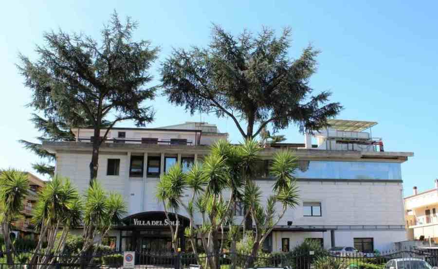 Processo per due ortopedici di «Villa del Sole»: paziente subisce danno alla spalla dopo l’intervento
