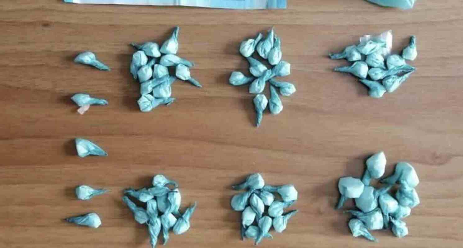 Capri, arrestata una nota pusher napoletana con crack in borsetta