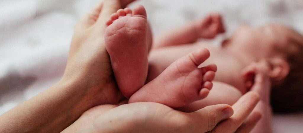 Napoli, accordo milionario per bimbo con paralisi cerebrale: risarcimento ai genitori senza processo
