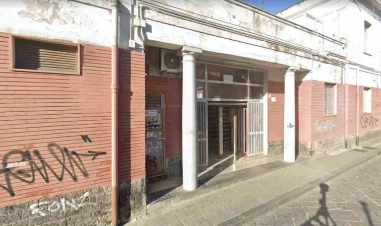 San Giuseppe Vesuviano, arrestato 19enne per spaccio alla stazione Circumvesuviana