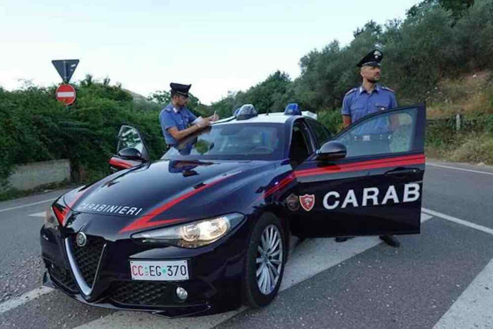 Pozzuoli, operazione dei carabinieri: sette denunciati e multe per decine di trasgressori