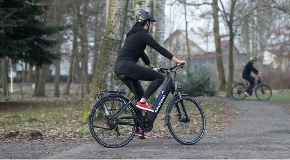 Napoli, sanzioni da oltre 10 milioni di euro per maxi-frode sulle e-bike