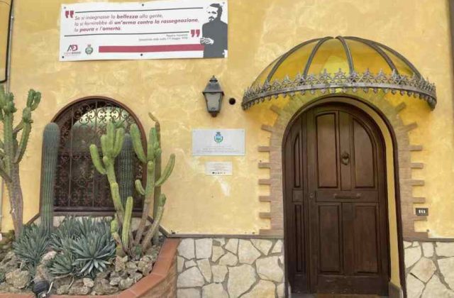 Quarto, un immobile confiscato al clan Lo Russo diventa alloggio popolare